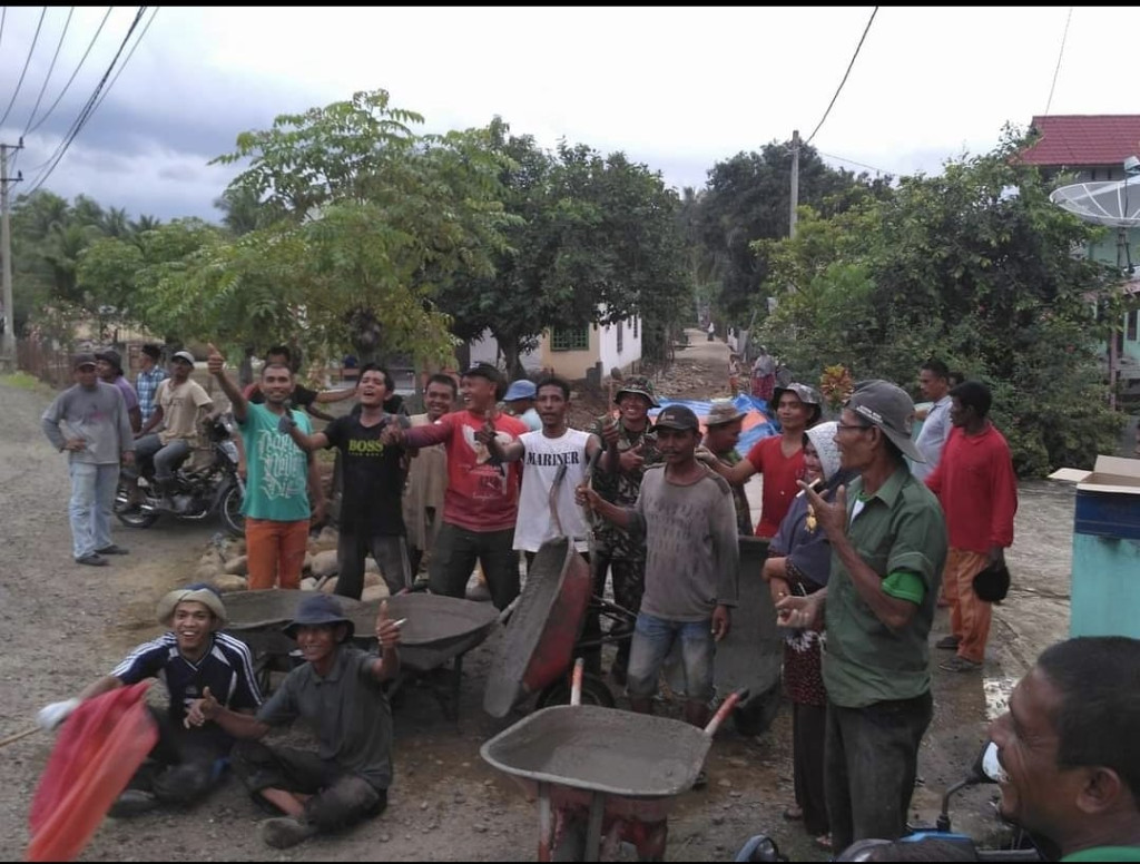 Kegiatan Gotong Royong Pembangunan Lorong Tangsi Thn 2017